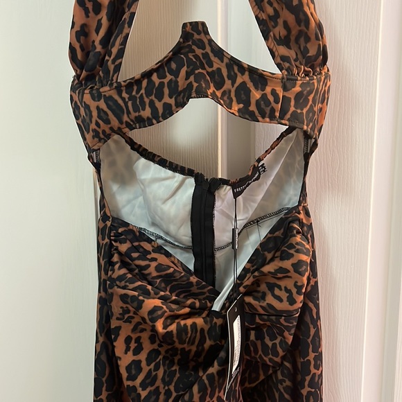 PrettyLitteThing leopard print dress - Picture 2 of 7